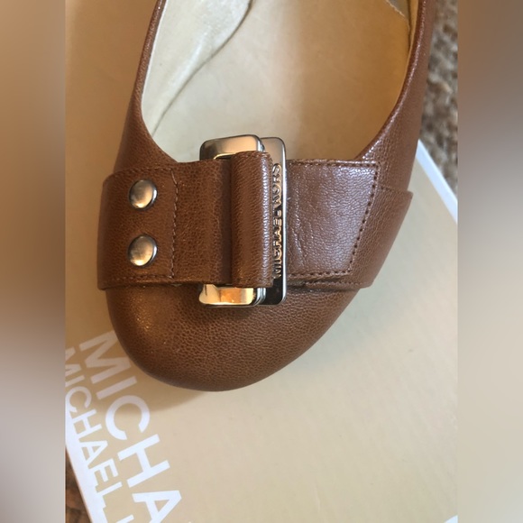 Michael Kors Leather West Side Flats - Picture 4 of 10